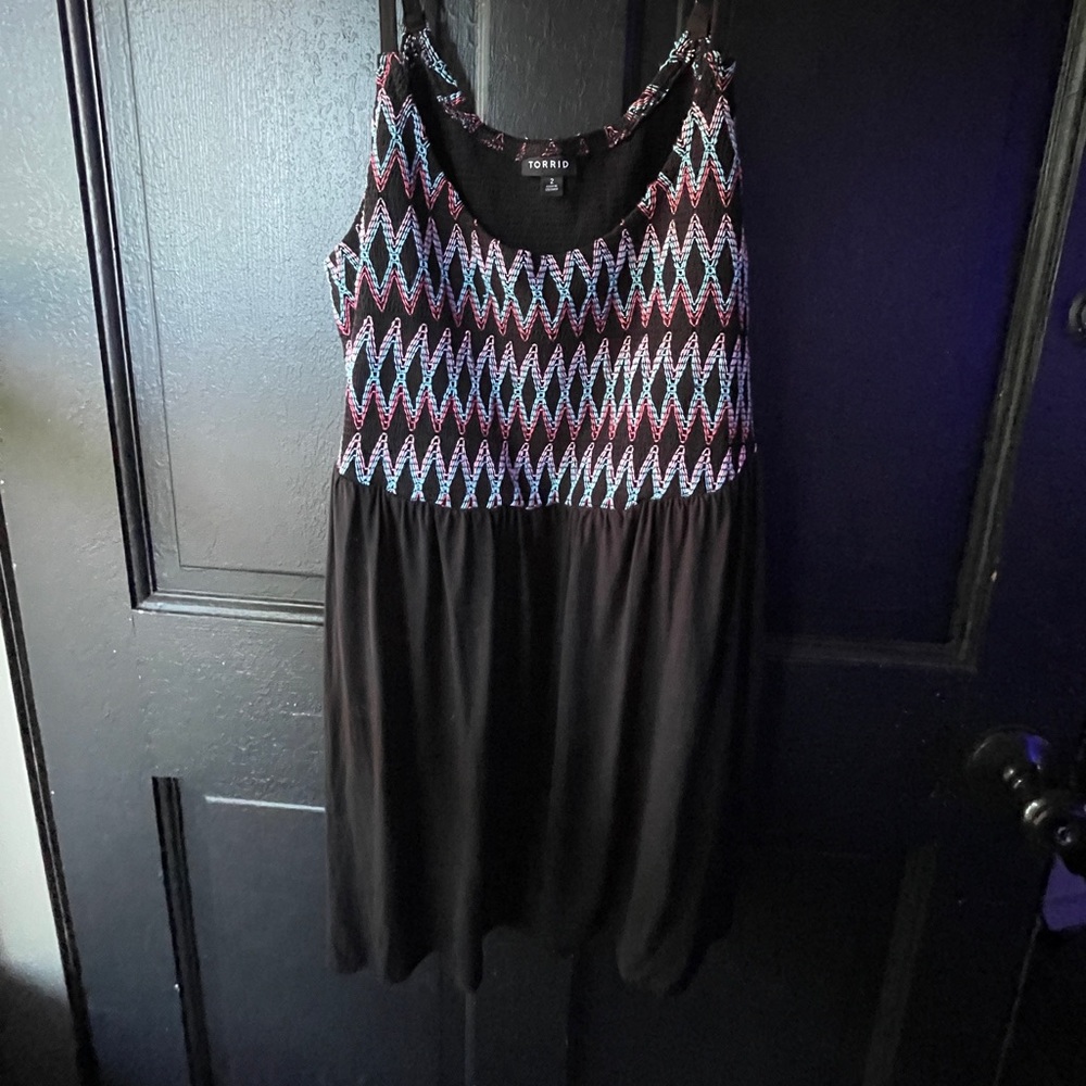 Torrid Tank 2x Stitch Diamond Pattern